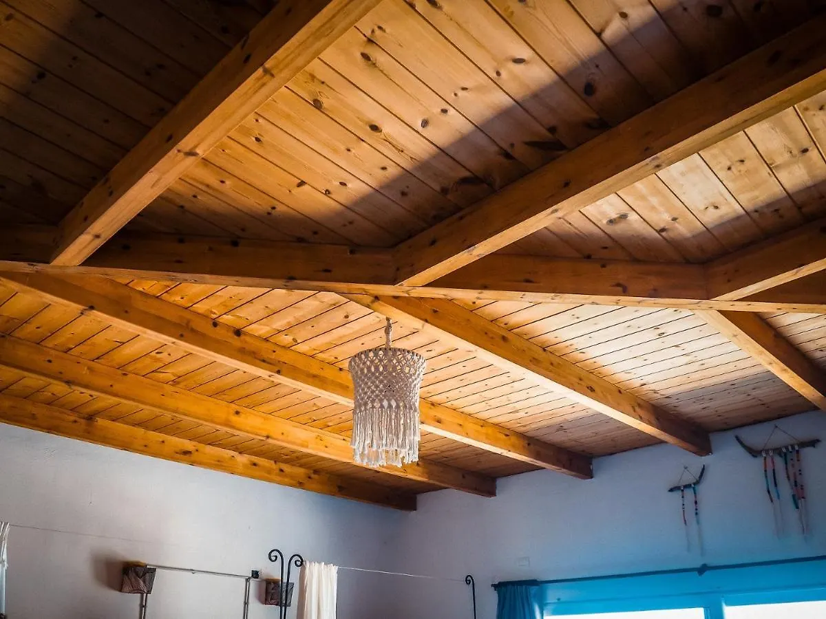 Sun Bakers Hostel Himarë