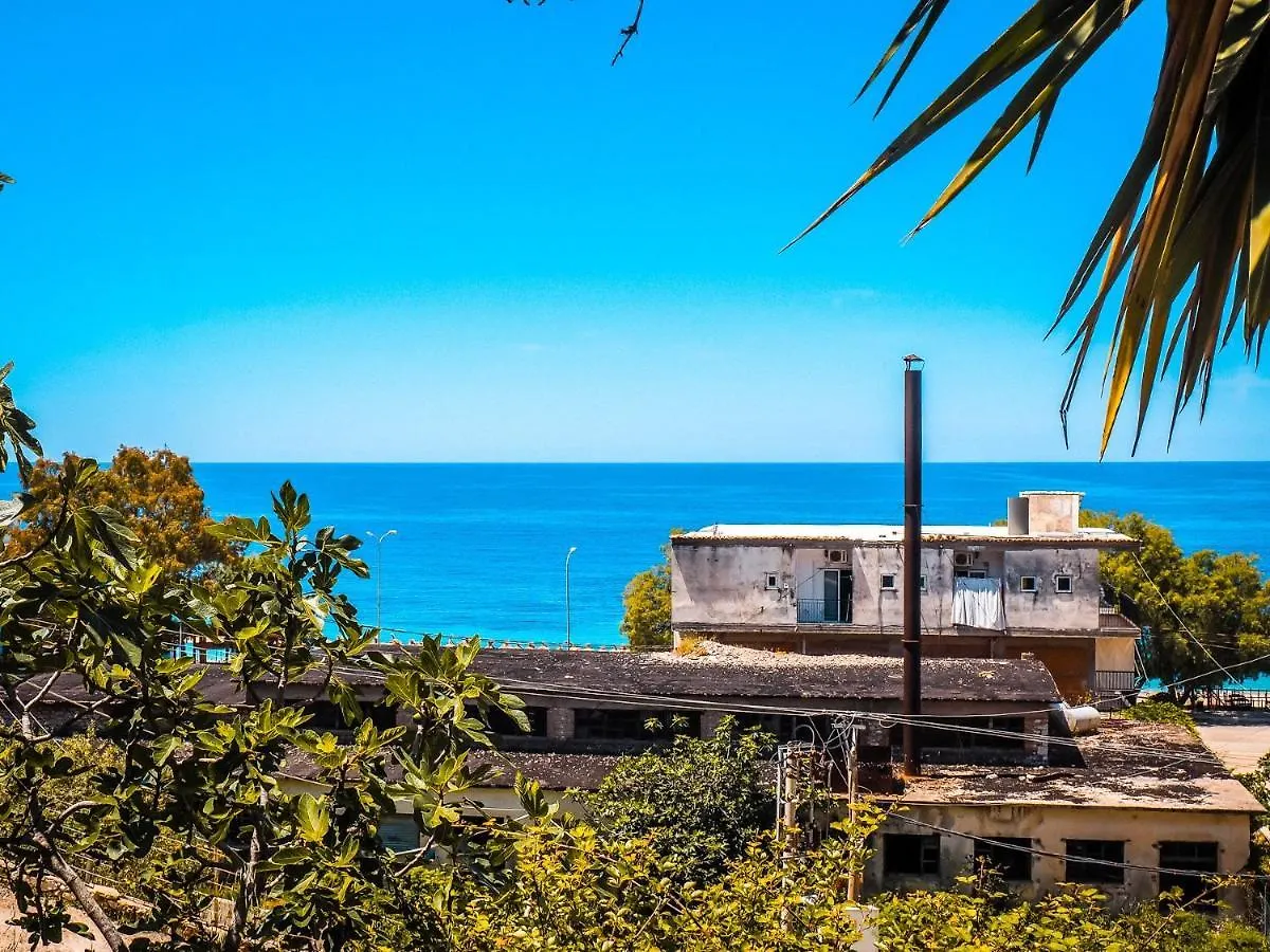Trip'N'Hostel Seaside Himarë